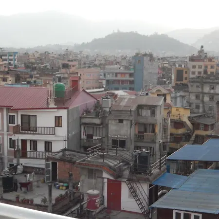Shine Homestay Famille Francophone - Shine Home And Apartment Kathmandu Exterior photo