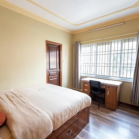 Shine Homestay Famille Francophone - Shine Home And Apartment Kathmandu Exterior photo