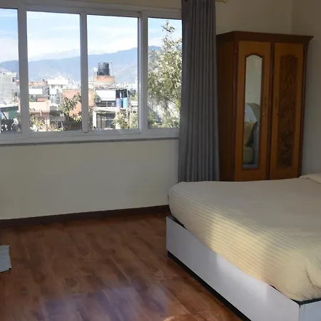 Shine Homestay Famille Francophone - Shine Home And Apartment Kathmandu Exterior photo