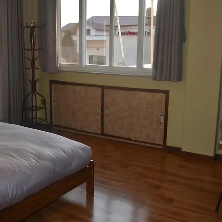 Shine Homestay Famille Francophone - Shine Home And Apartment Kathmandu Exterior photo